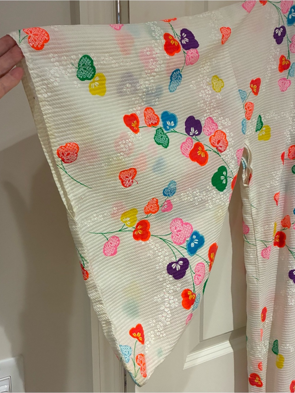 White Kimono Summer Robe with Multicolor Heart/Flower Print - Picture 4 of 4
